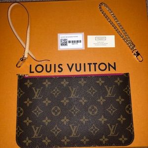 Louis Vuitton pochette MM